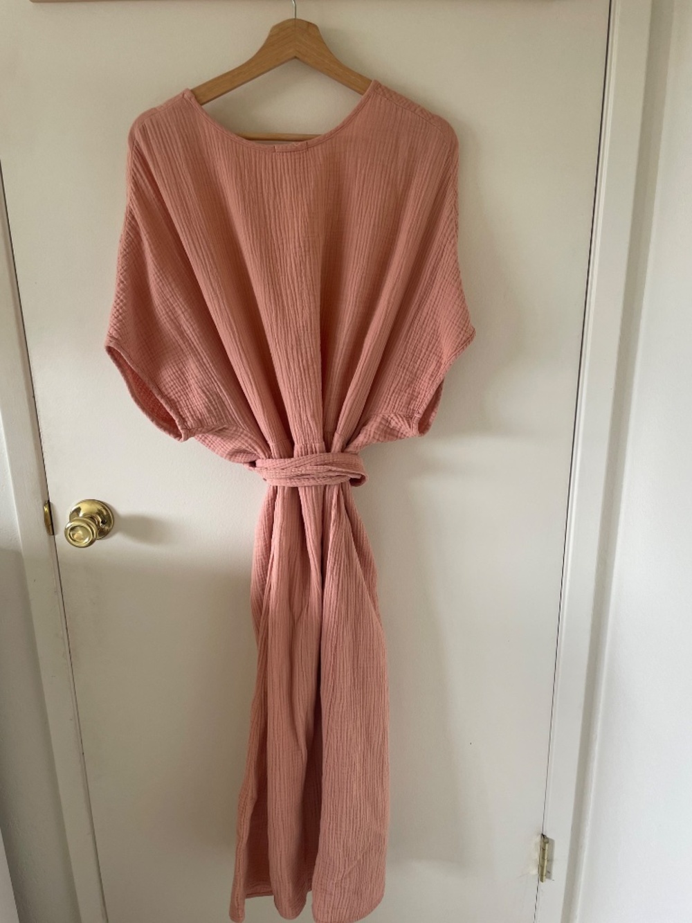 SUUNDAY Dolman Dress in Clay XS - Picture 4 of 5